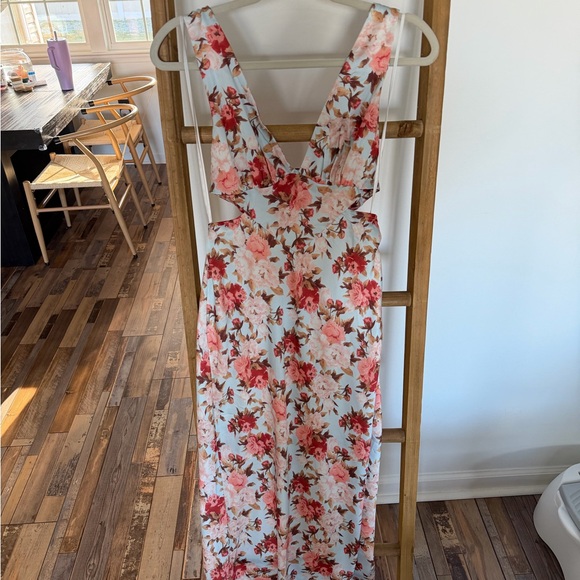 Hello Molly Pink Floral Midi Dress - Picture 2 of 3